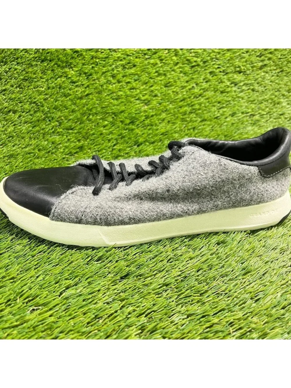 Cole Haan GrandPrø Mens Size 9.5 Gray Black Athletic Tennis Shoes Sneakers